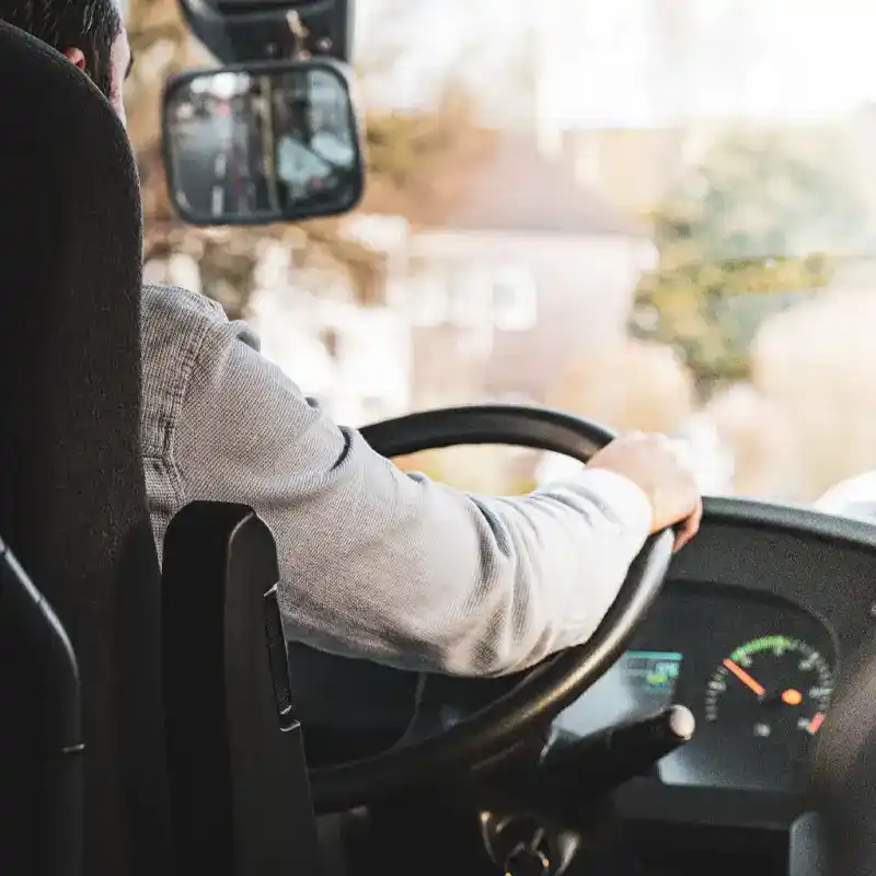 Detailaufnahme einer BUS Fahrstunde der Fahrschule Dovermann in Aachen